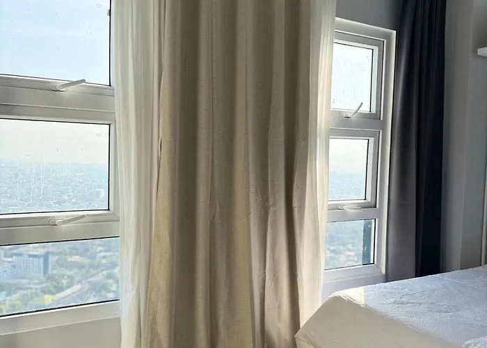 Skyline View Cylos Place Victoria Sports Tower * 马尼拉